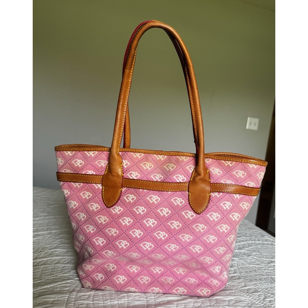 Dooney & Bourke Y2k Preppy Pink purse w/Tassel & matching wallet - Picture 15 of 16